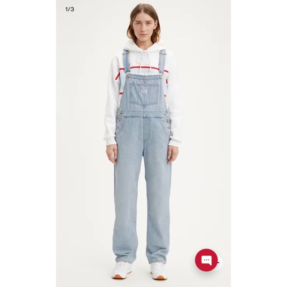 Levi’s denim overalls Medium